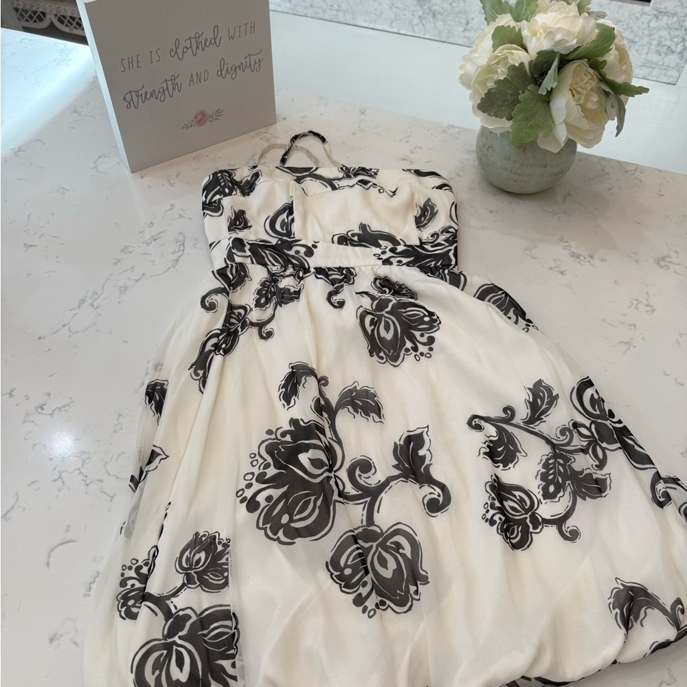 White House Black Market Ballon Hem Dress Classic Black and Cream Floral Design